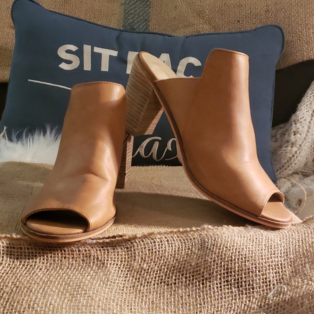 Oliva Miller Heel Sandals Size 10